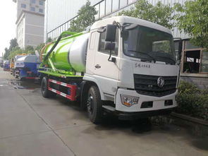 12方吸污車東風(fēng)吸污車與冷藏車的應(yīng)用與區(qū)別